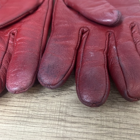 FEIQIAOSH WOMENS RED LEATHER GLOVES SZ Medium - Picture 4 of 16